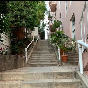 Meet your Posher, Marilyn